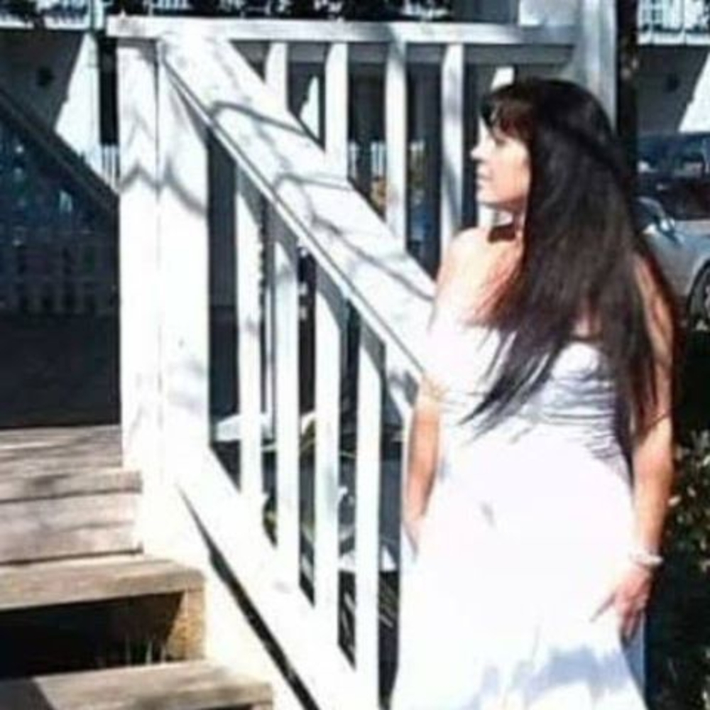 Meet your Posher, Connie